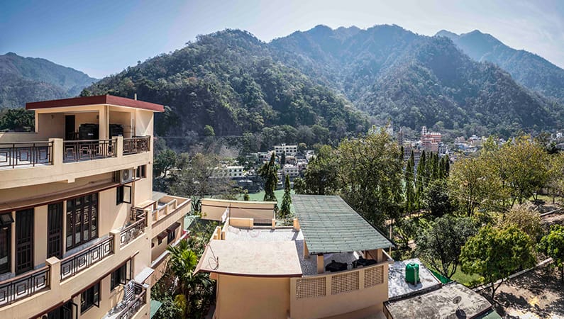 Ajatananda-Ashram-panoramic-800