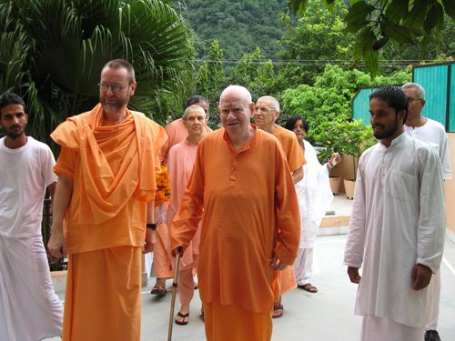 Satsang with Sri Swami Vimalananda Saraswati (September 10, 2011)
